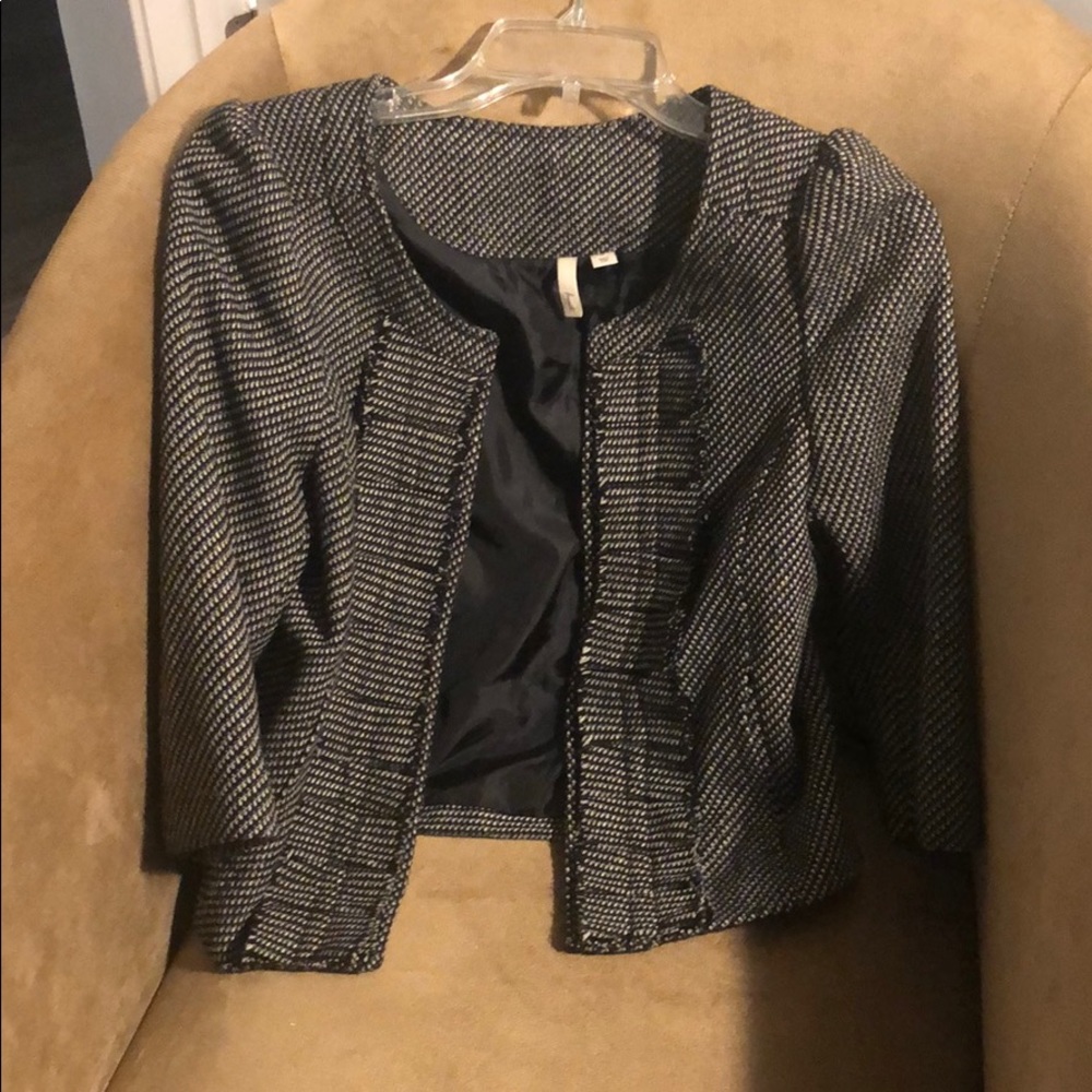 Black and white pattern blazer